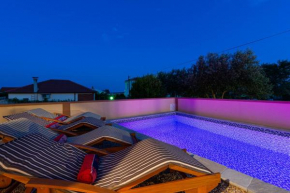 Rustic Villa with pool